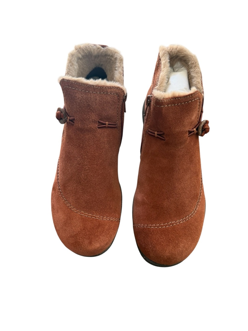 Clarks NIB Women's Roseville Aster Buttoned Stretch Ankle Booties-Mahogany